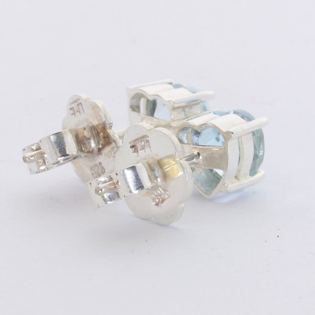 Light Blue Topaz Heart Gems 925 Silver Studs Ladies Post Pair Earrings Design 80