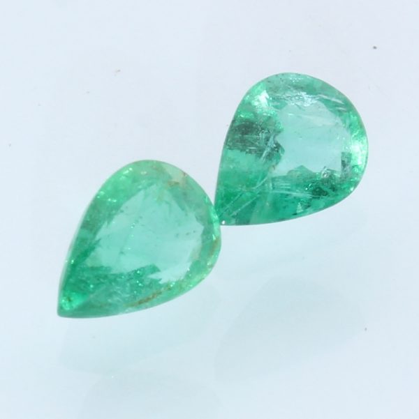 Matched Pair Natural Emerald Green Beryl Faceted Pear Rain Cut Gems 2.03 carat