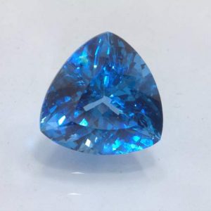 Lab Created Blue Spinel Blue Zircon Simulant 15.5 mm Trillion VVS 14.93 carat