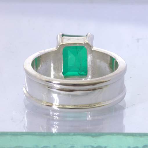 Emerald Simulant Doublet 925 Silver Ring Size 10 Hammered Solitaire Design 161
