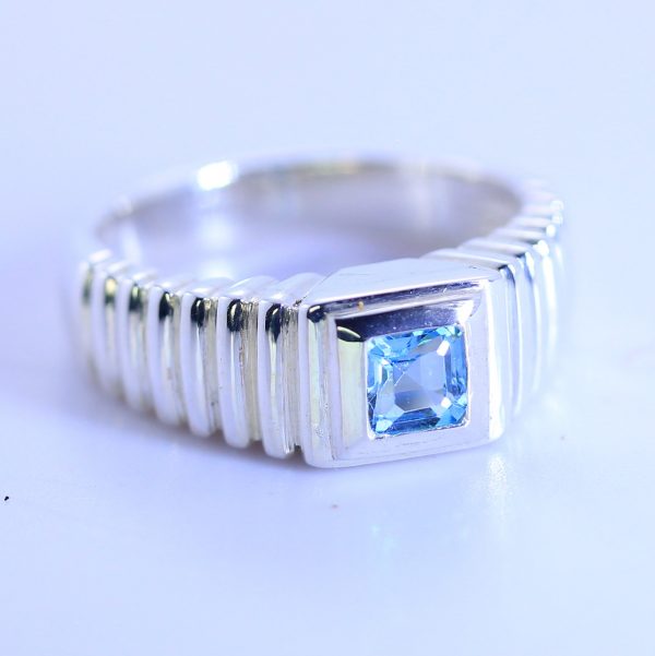 Blue Topaz Square Treated Gem Handcrafted 925 Ring size 6.5 Stairs Design 33